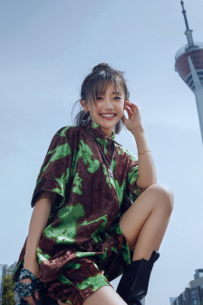 女警让藏獒×了两个小时的小说